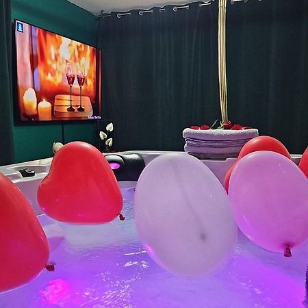 Suite Jacuzzi "Spa Privatif " Appartement Jacuzzi Toulouse Exterior foto