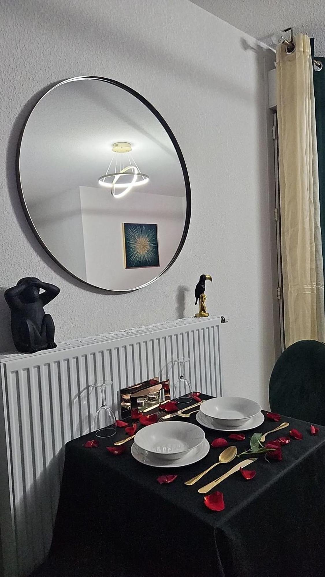 Suite Jacuzzi "Spa Privatif " Appartement Jacuzzi Toulouse Exterior foto